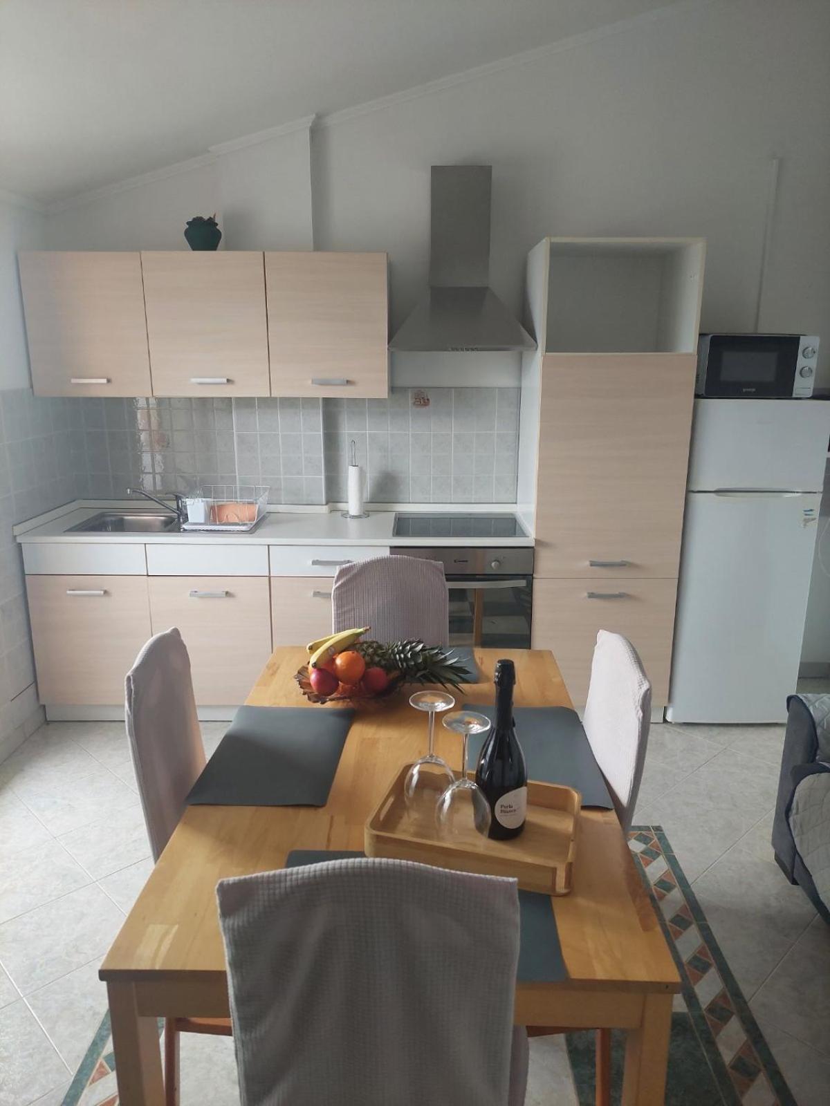 Apartman Andela Labinci Exterior foto